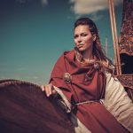 femme-viking-bijoux